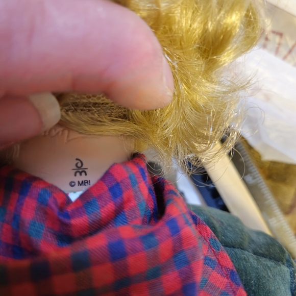 Vintage and Rare Hansel and Gretel Porcelain Dolls - Picture 6 of 16